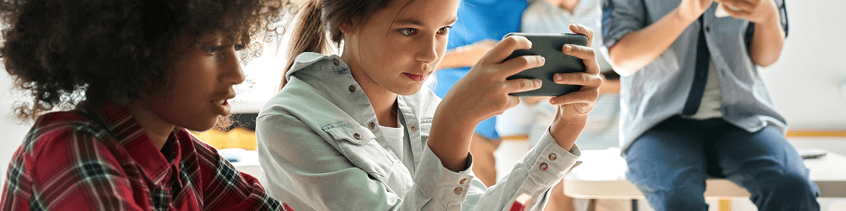 طلاب الرسم بجامعة برمنغهام سيتي يعملون مع بوك تايم
